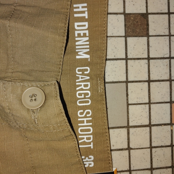 Hot Topic HT Denim NWT Cargo Shorts Men's size 36 - Picture 2 of 5